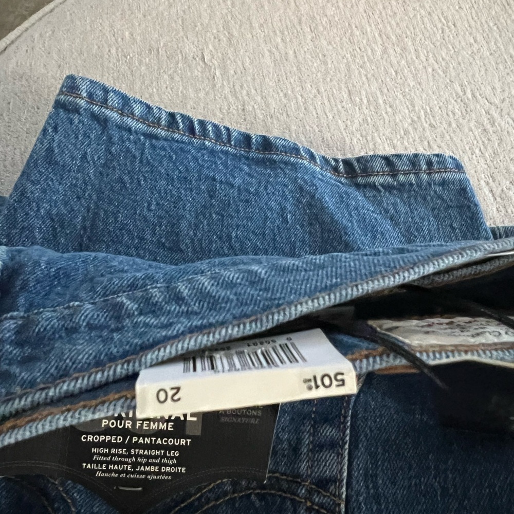 Levi's 501 Button Fly Straight Leg w/Cropped Length Jeans PLUS SIZE 20 NWT - Picture 3 of 6
